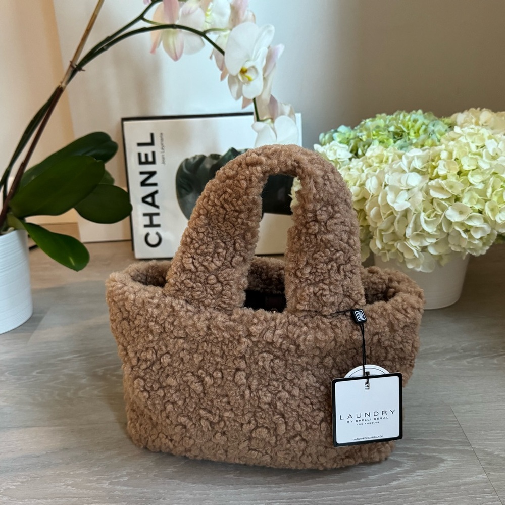 Laundry by Shelli Segal Tan Plush Tote (NEW with TAGS/NWT)